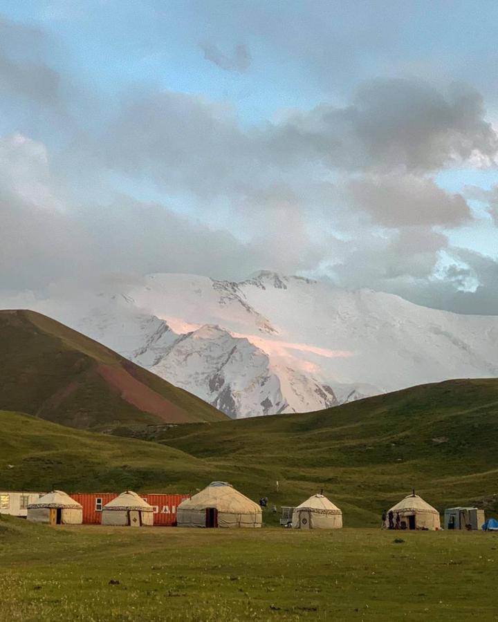Pamir Nomad Yurt Camp Otel Kara-Kavak Dış mekan fotoğraf