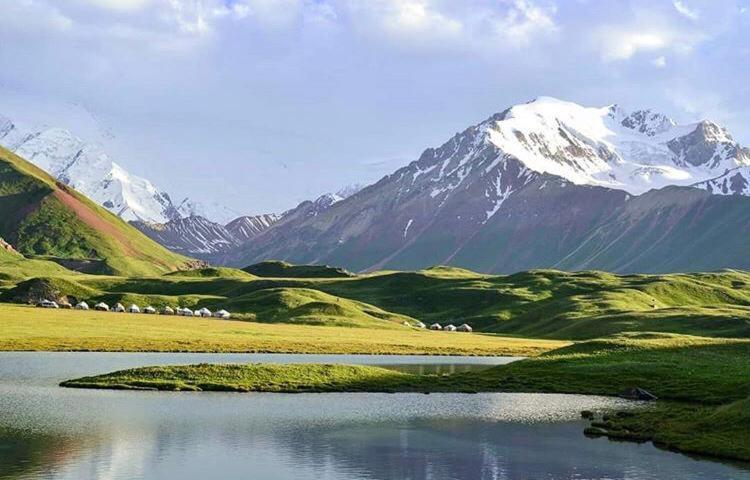 Pamir Nomad Yurt Camp Otel Kara-Kavak Dış mekan fotoğraf