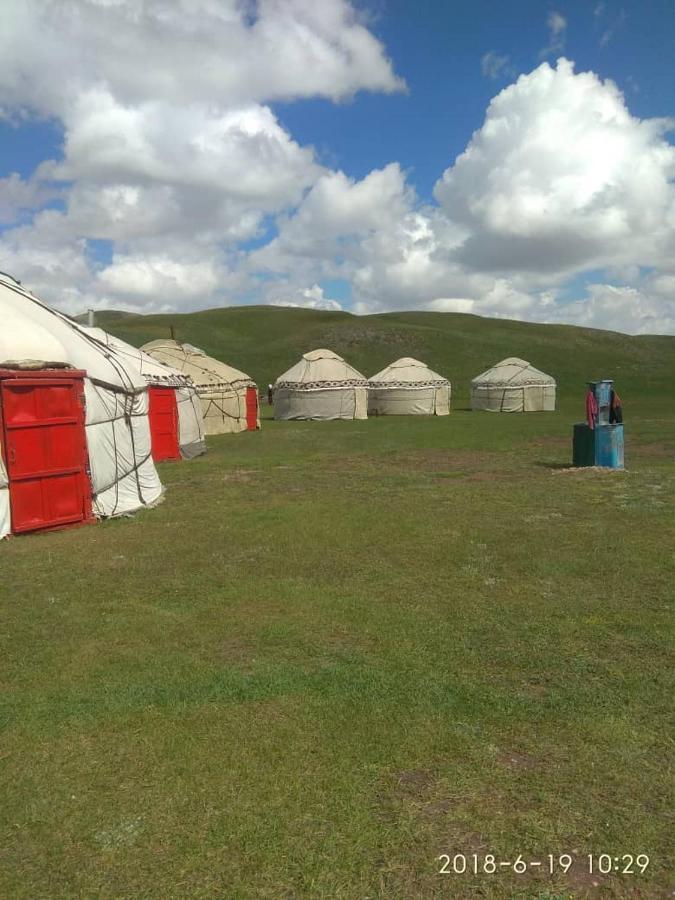 Pamir Nomad Yurt Camp Otel Kara-Kavak Dış mekan fotoğraf